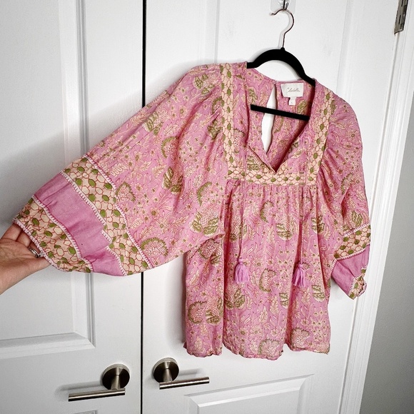 Cleobella Amaryllis Pink  Boho Blouse Top Tassel V Neck Print size Large - Picture 6 of 10